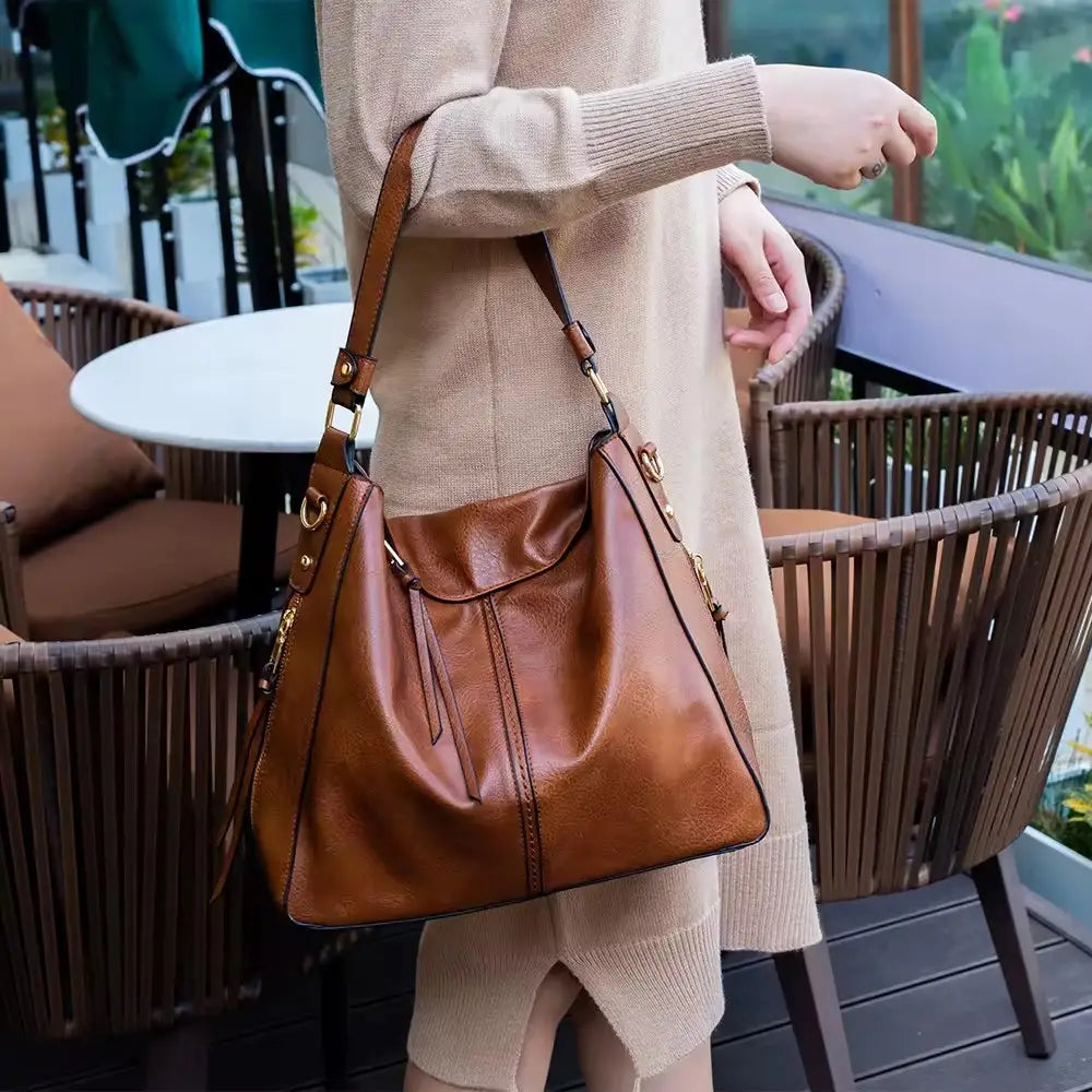 Vivian | Leather Hobo Bag + FREE Pouch Wallet