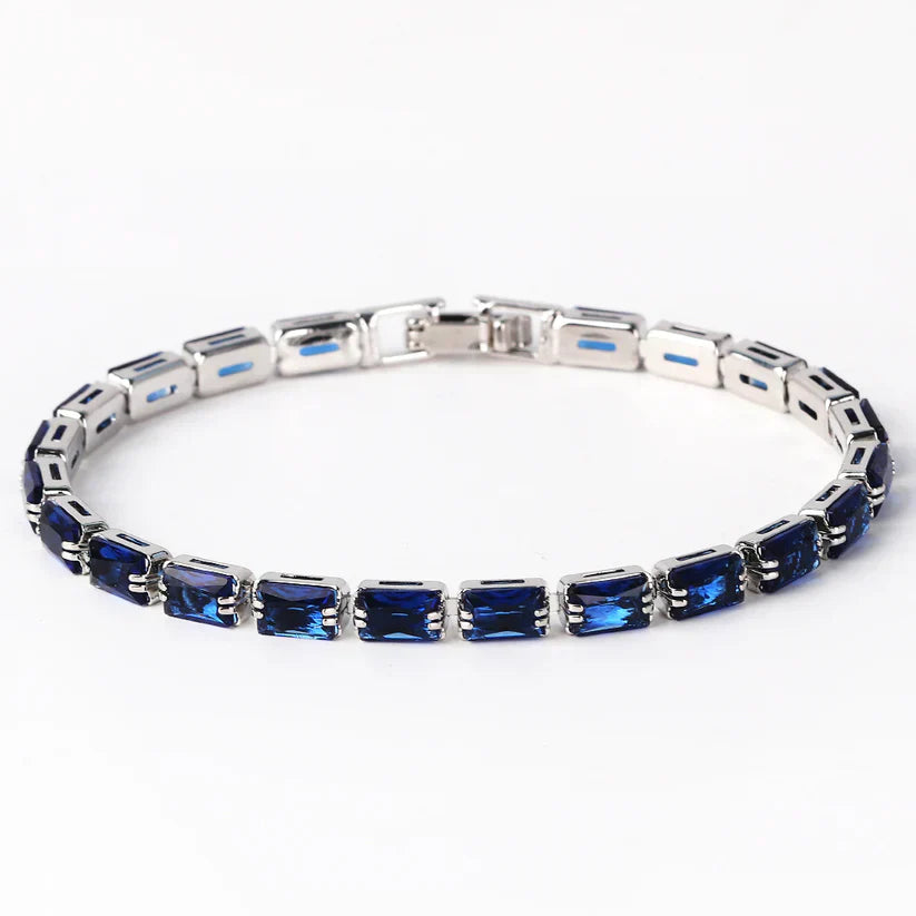 Modern Sapphire Silver Twisted Bracelet