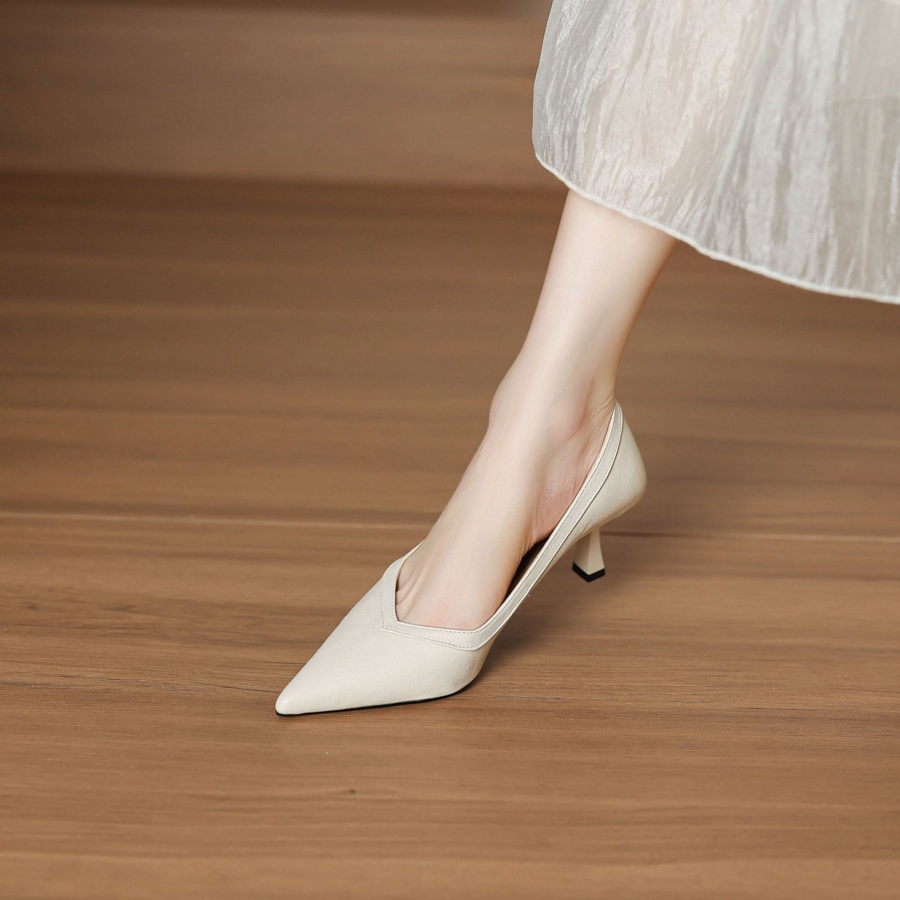 Moda Genuine Leather Heels