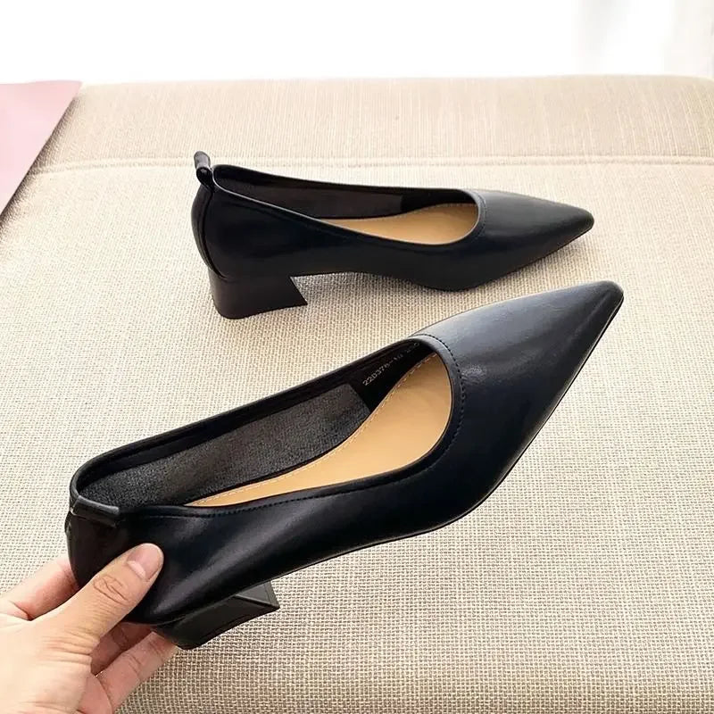 Amili Pumps