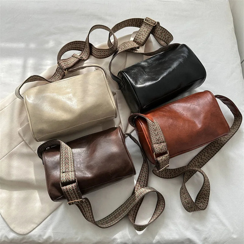 Stylish Vintage PU Leather Boston Handbag - Trendy Crossbody Design