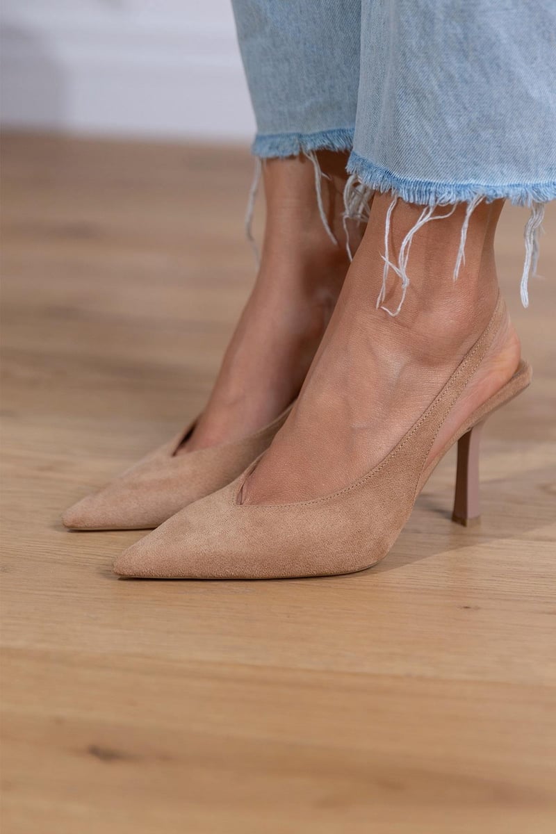 Amelia™ | Nude Low Heels